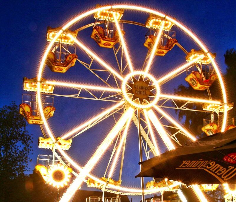 Riesenrad bei Nacht