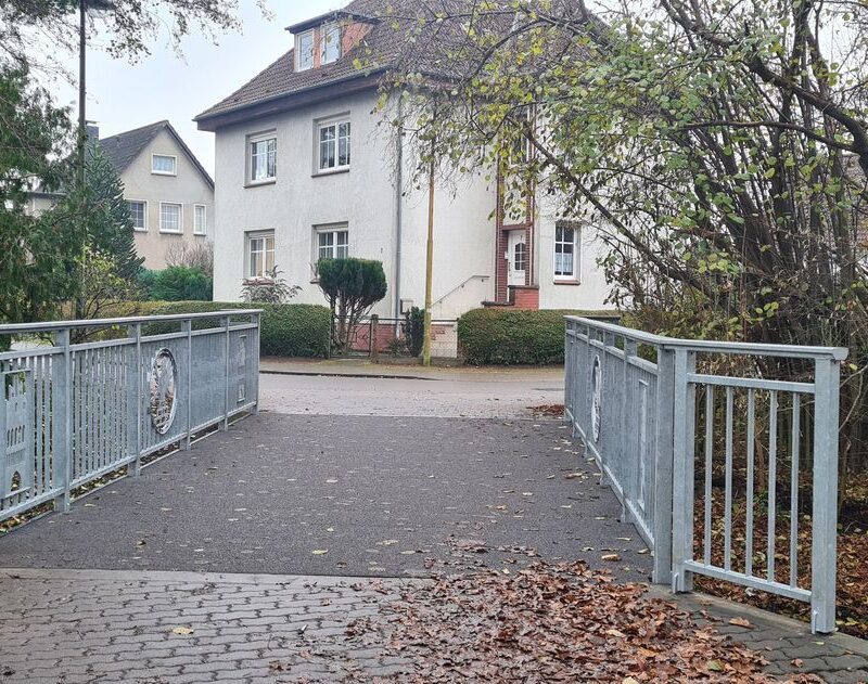 Neue Brücke über die Trebel