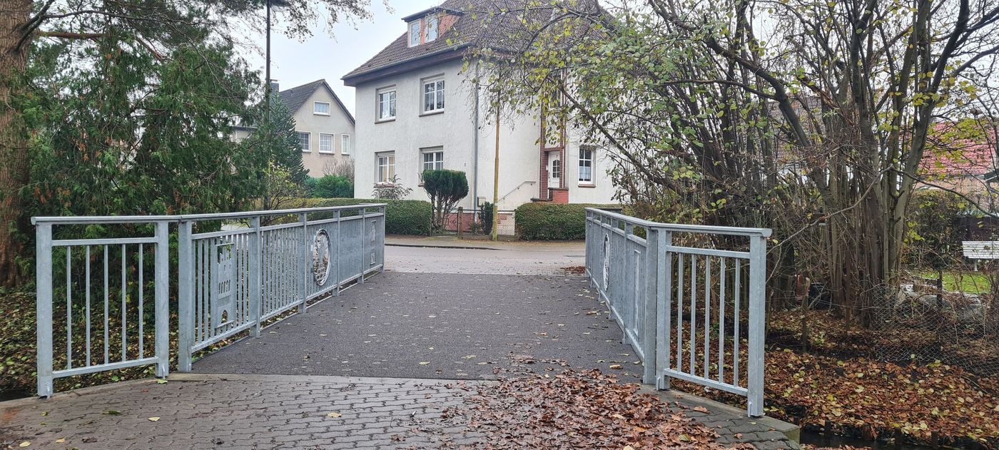 Neue Brücke über die Trebel