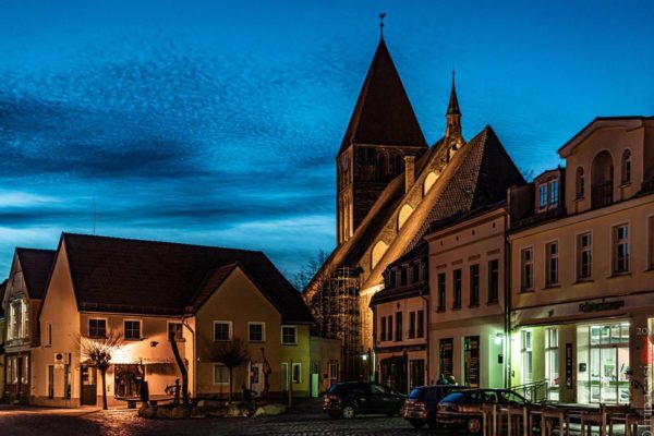 alter-markt-kirche-stadt-grimmen-foto-frank-liedtke